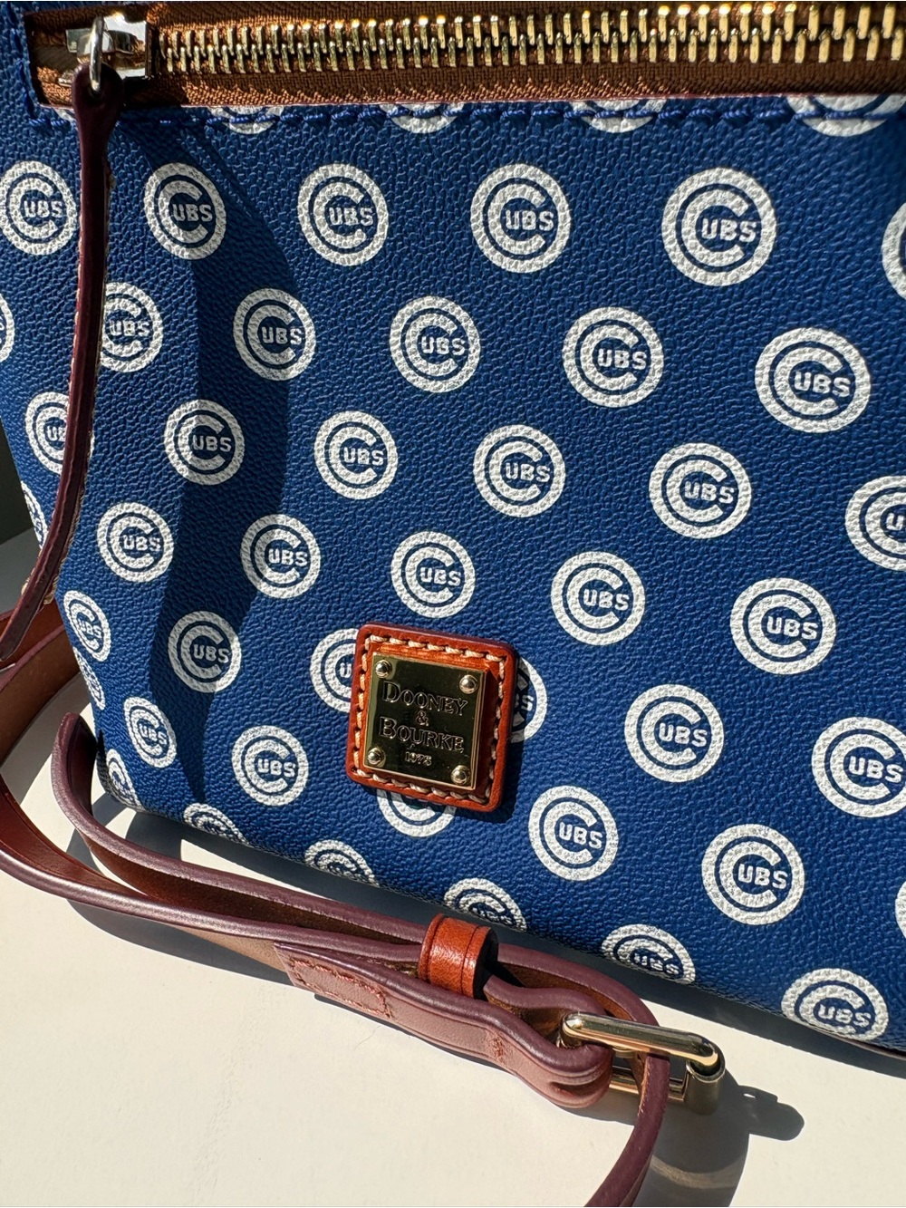 Sold! Dooney & Bourke Chicago Cubs Crossbody Bag - Picture 2 of 14